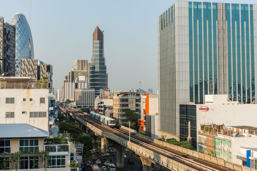 Vib Best Western Sanam Pao Superior Room, 1 King Bed, Non Smoking 5