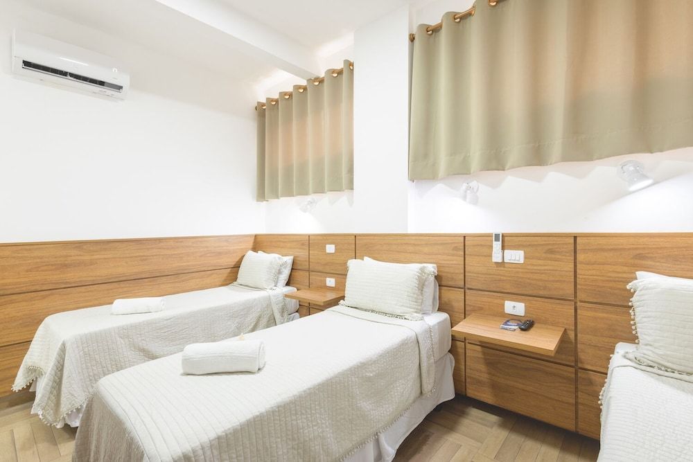 Family Room, 2 Bedrooms