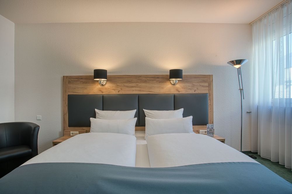 Centro Hotel Boblingen, Trademark Collection by Wyndham Standard Room, 1 Double Bed 4