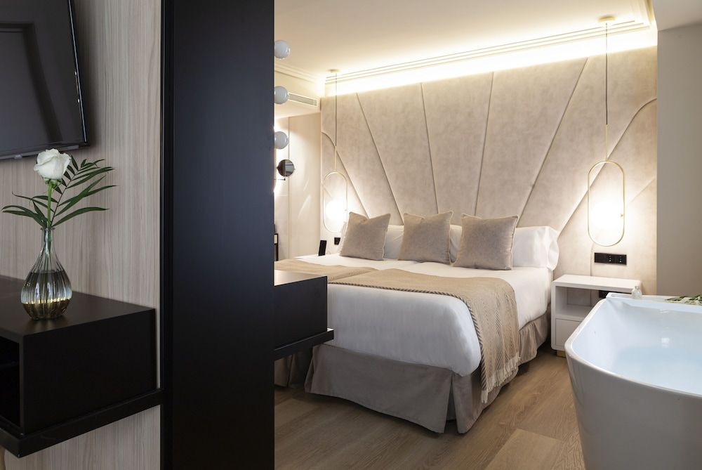 Nivia Born Boutique Hotel The Hidden Suite 2