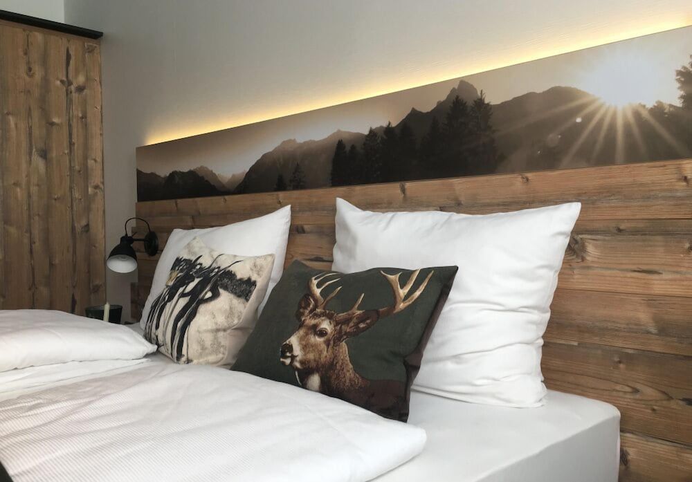 HomeHotel Salzberg Triple Room