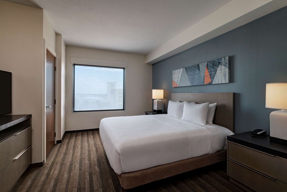 Suite, 1 Bedroom, Accessible, Bathtub