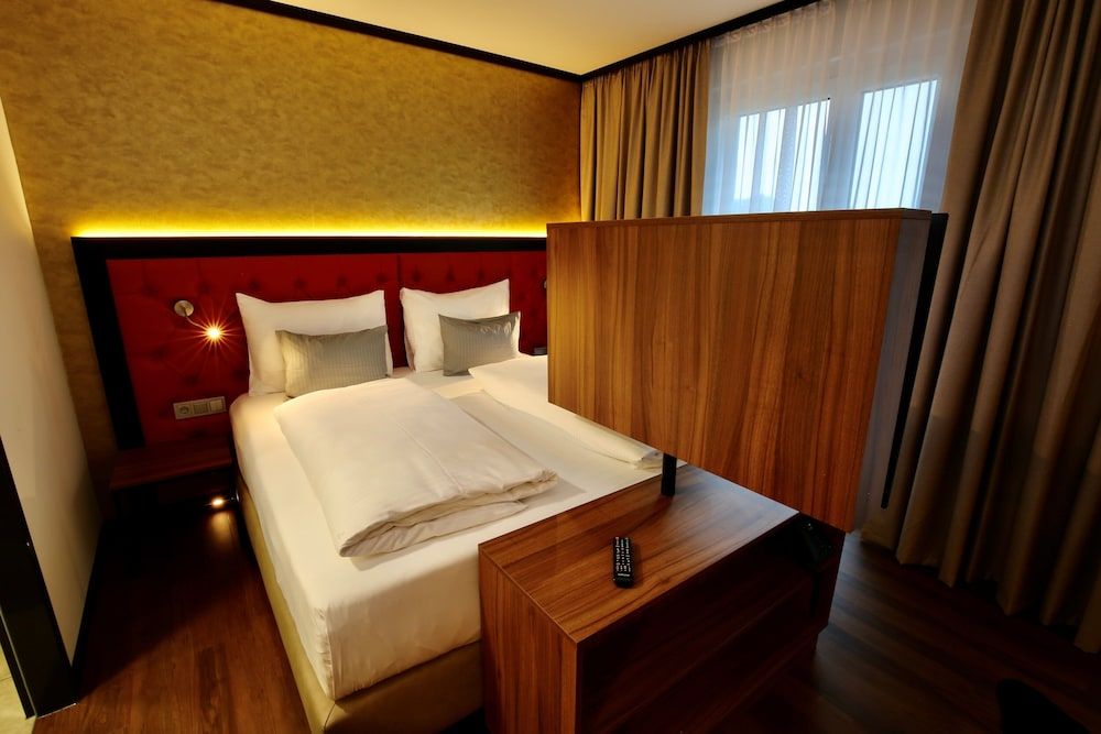 Amedia Munich Dachau, Trademark Collection by Wyndham Junior Suite, 1 Double Bed with Sofa bed 3