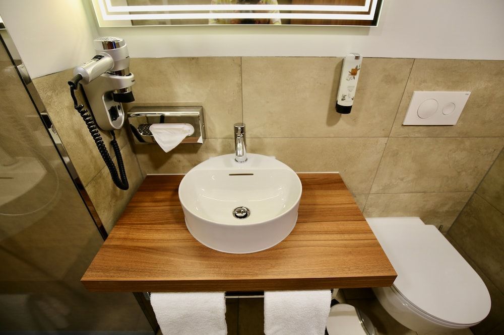 Amedia Munich Dachau, Trademark Collection by Wyndham Room (Lounge Accessible) 5