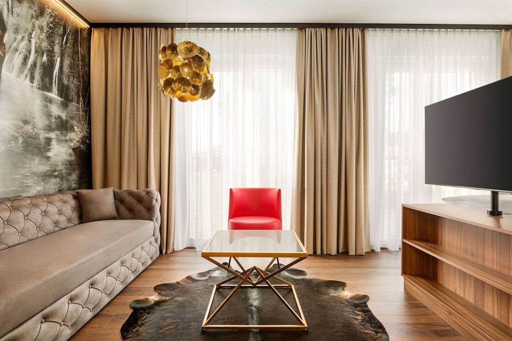 Amedia Munich Dachau, Trademark Collection by Wyndham Room (Lounge Accessible) 9