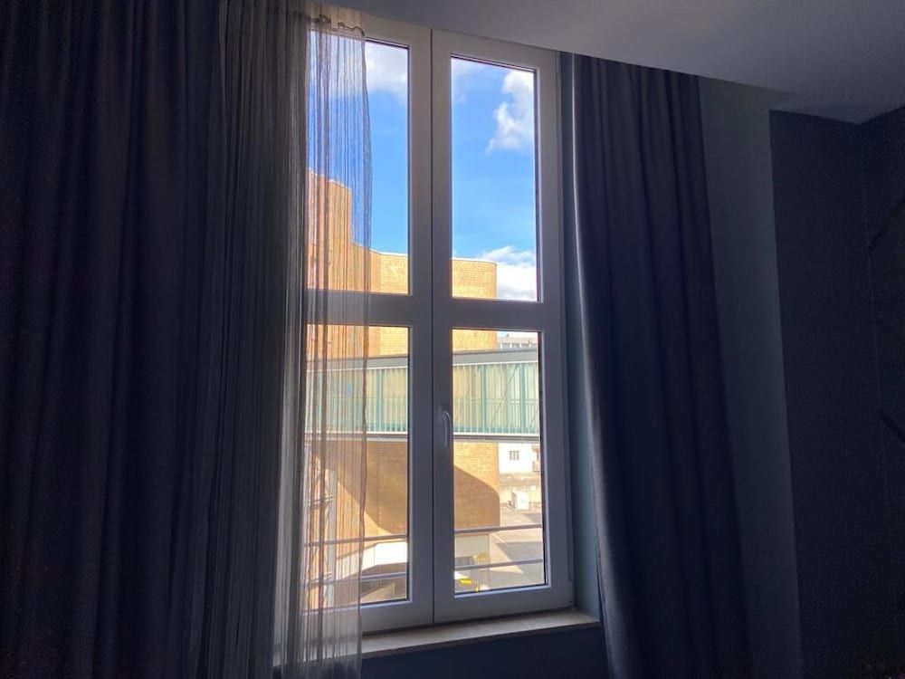 Postboutique Hotel Standard Double Room incl.free public transport ticket price level D & the railway Wuppertal 4