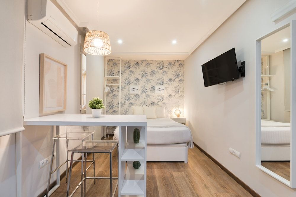 Roisa Centro Studio (2 people) 4