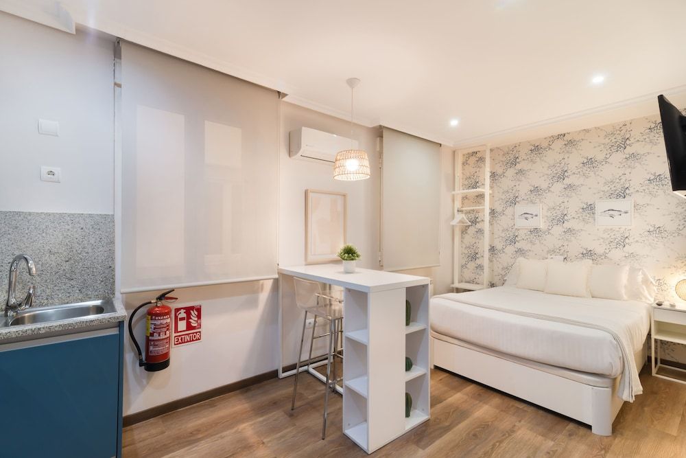 Roisa Centro Studio (2 people) 2