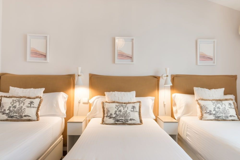 undefined Roisa Centro 7