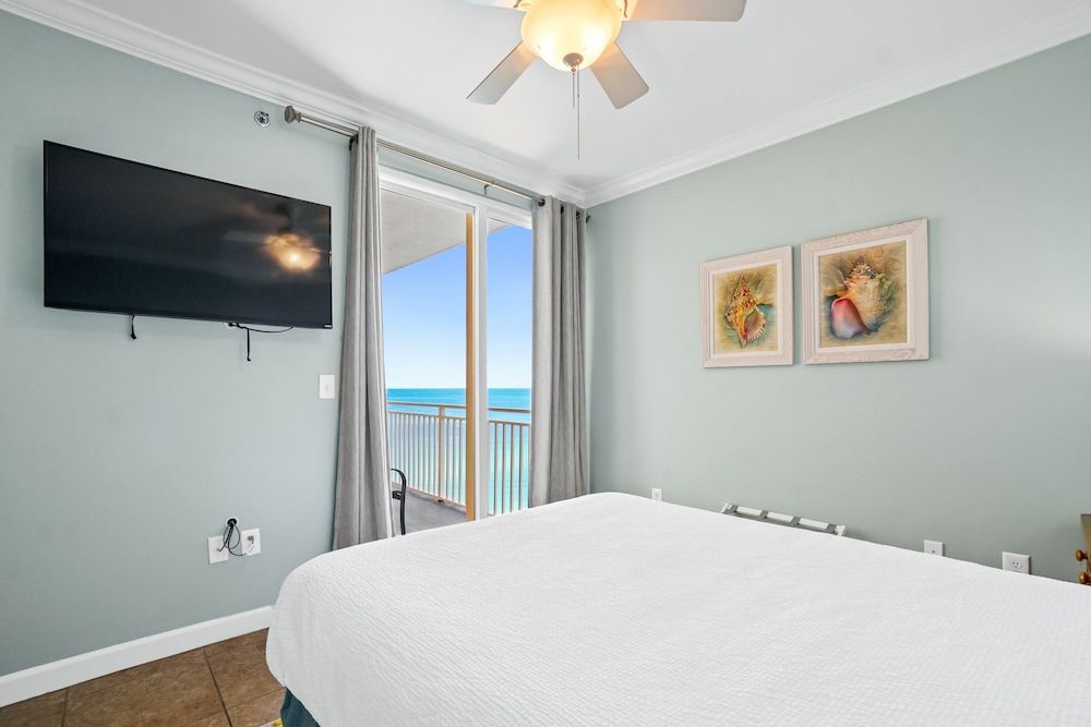 Condo, 3 Bedrooms, Ocean View (1701W)