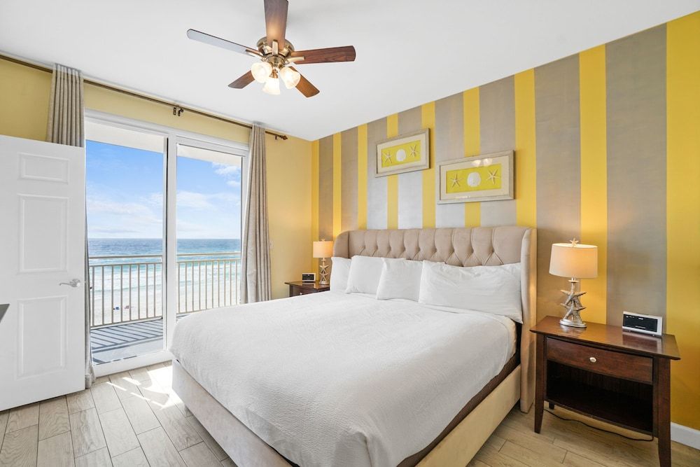 Condo, 2 Bedrooms, Ocean View (106W)