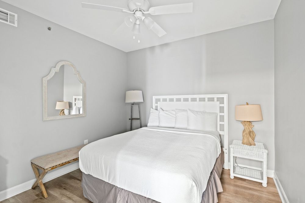 Condo, 4 Bedrooms, Ocean View (2106W)