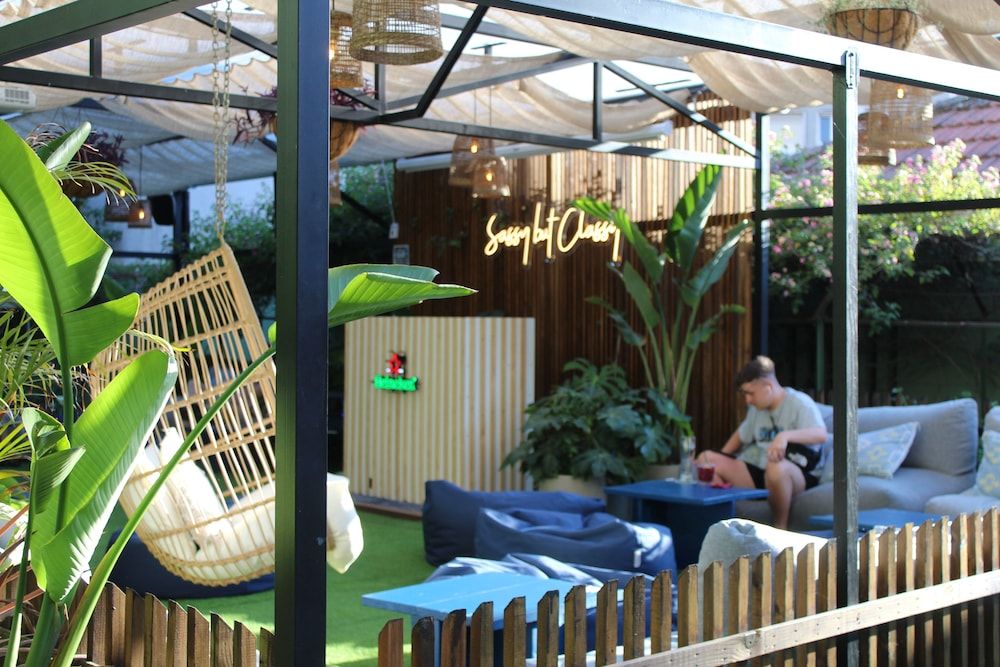 undefined Sant Jordi Hostels Lisbon 10