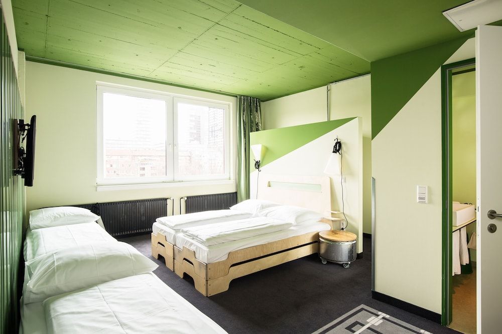 undefined Superbude St. Georg 4