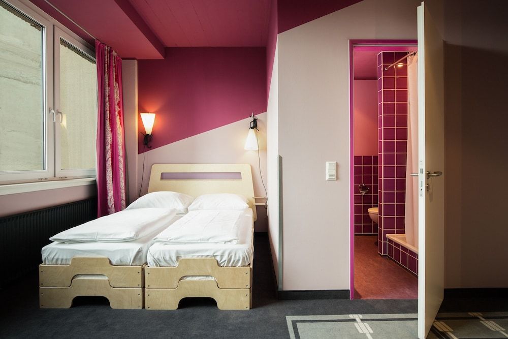 undefined Superbude St. Georg 8