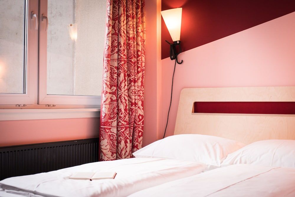 undefined Superbude St. Georg 9