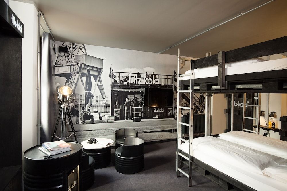 undefined Superbude St. Georg 2