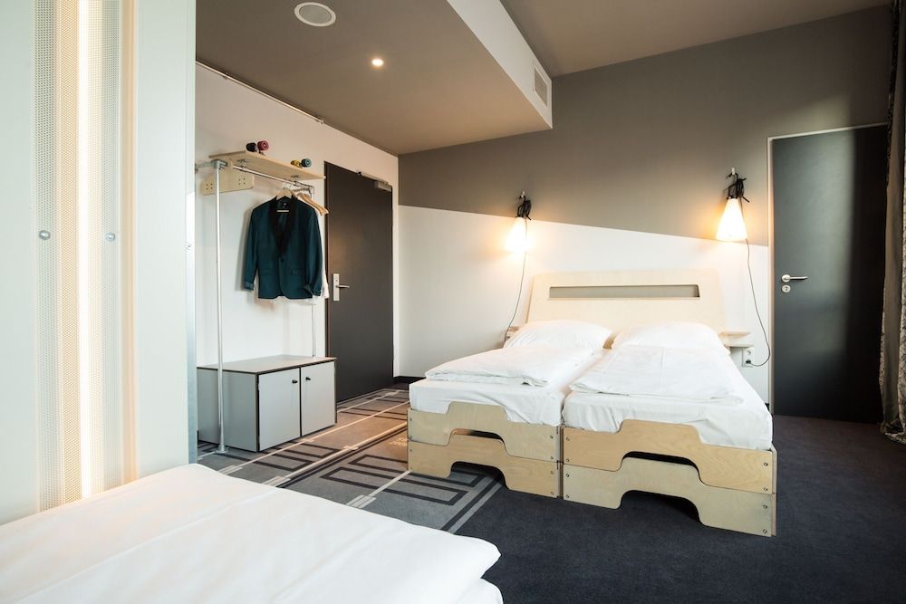 undefined Superbude St. Georg 3