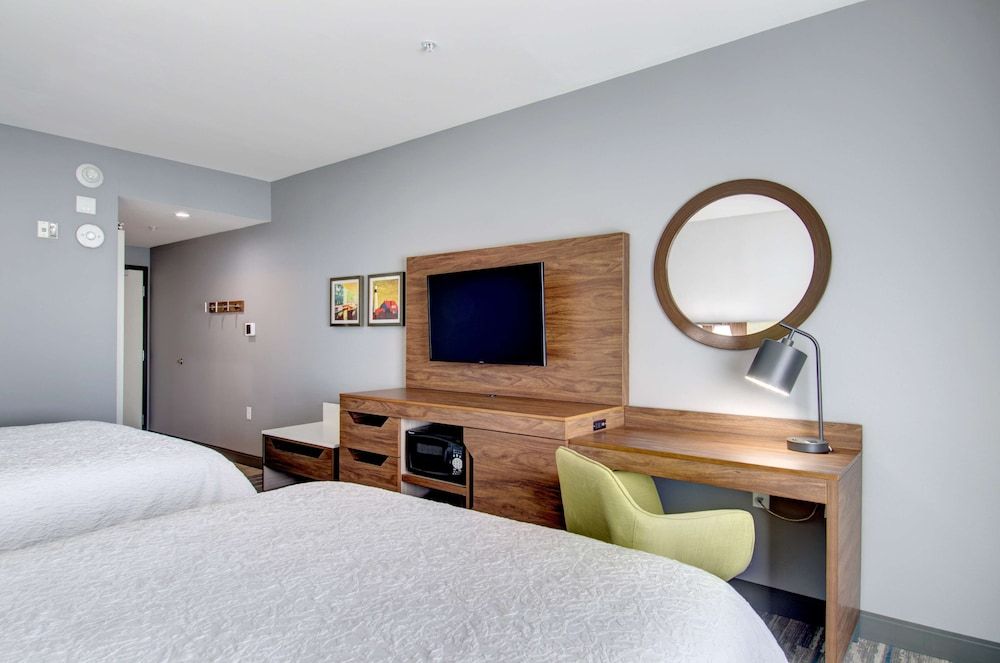 Room, 2 Queen Beds, Refrigerator