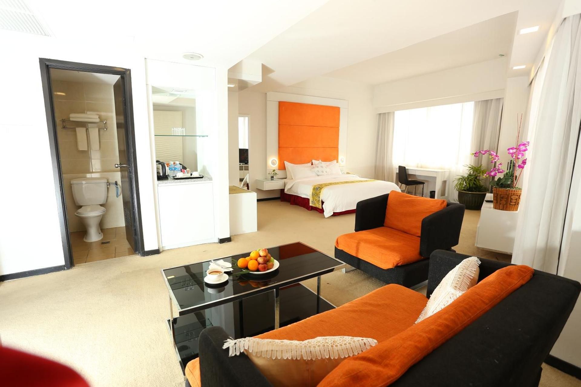 Borneo Royale Hotel Junior Suite