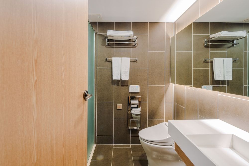 Hotel Bridge Seogwipo Standard Double Room, 1 Bedroom, Terrace, City View 3