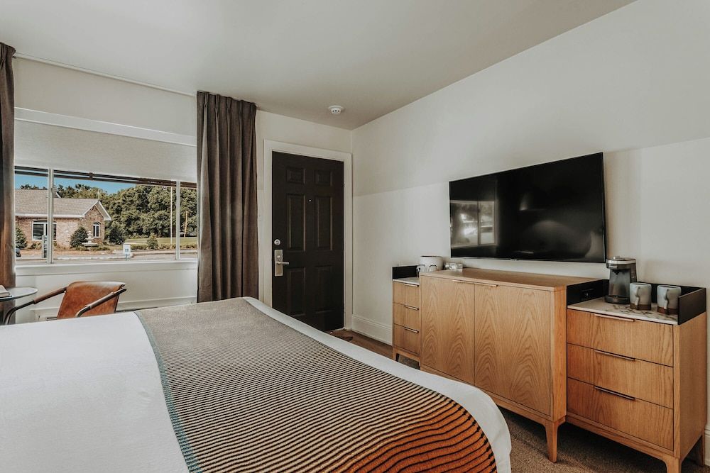 Gulf Hills Hotel & Resort King with Kitchenette (Bistro)