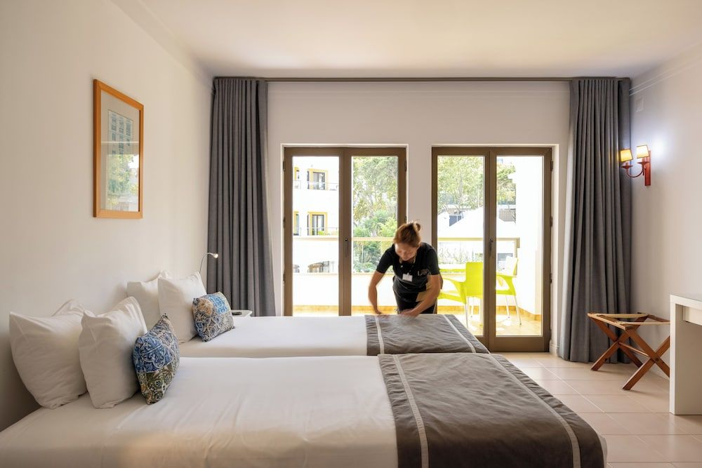 Standard Studio, 2 Twin Beds