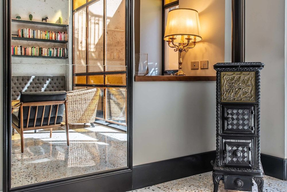 undefined Albergo Etico Roma