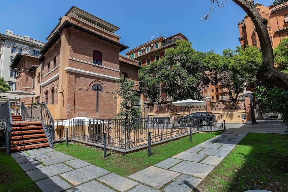 undefined Albergo Etico Roma 6