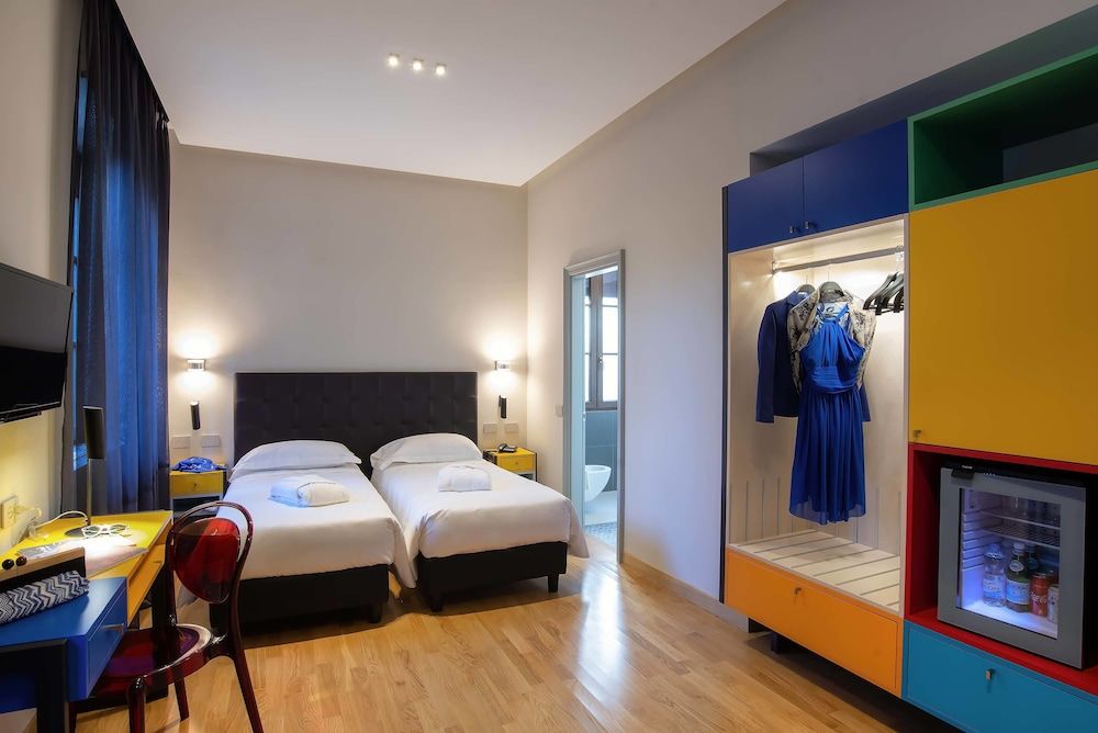 undefined Albergo Etico Roma 3