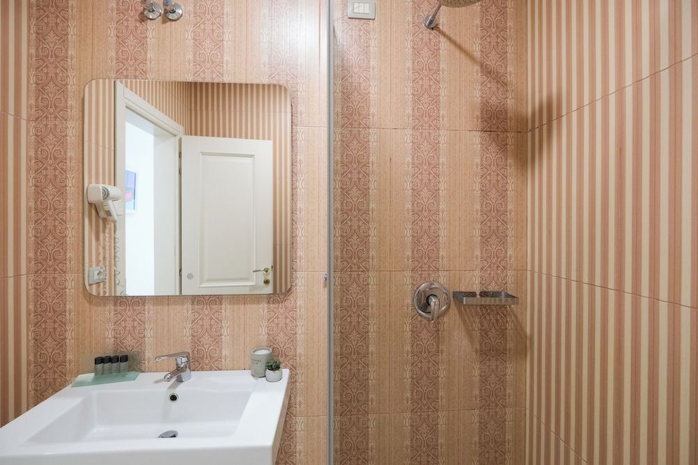 Golden City Hotel, Tirana Superior Double Room, 1 King Bed, Non Smoking, City View 12