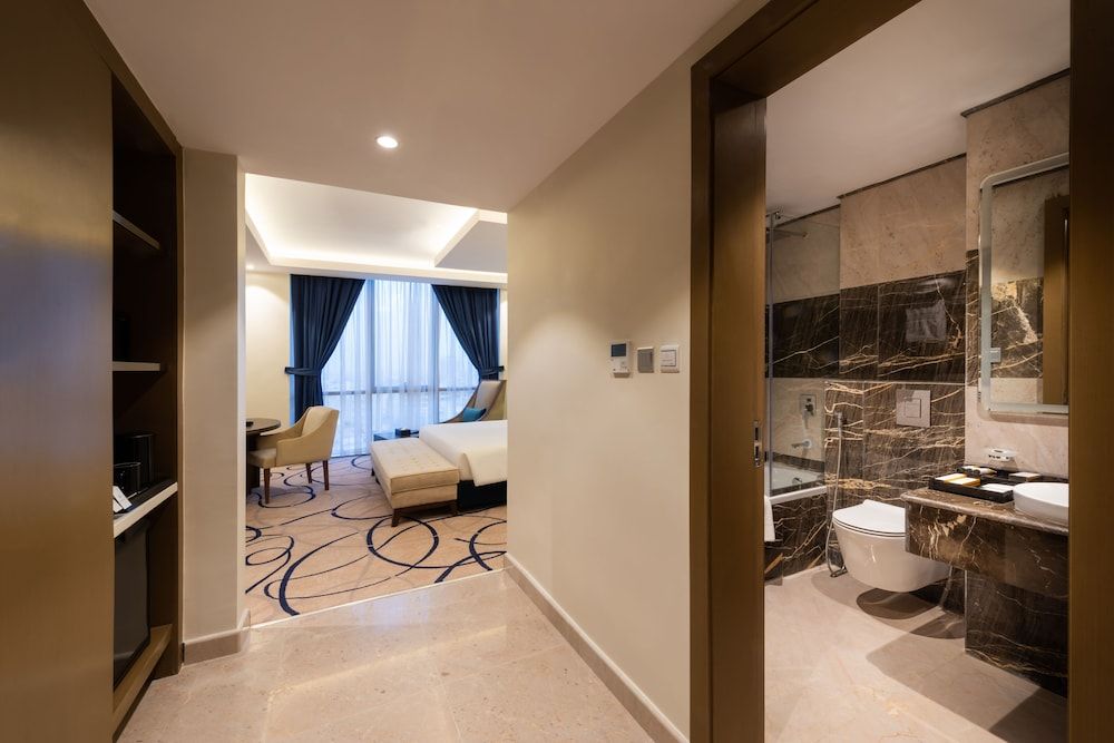 Warwick Riyadh Hotel Standard Double Room 5