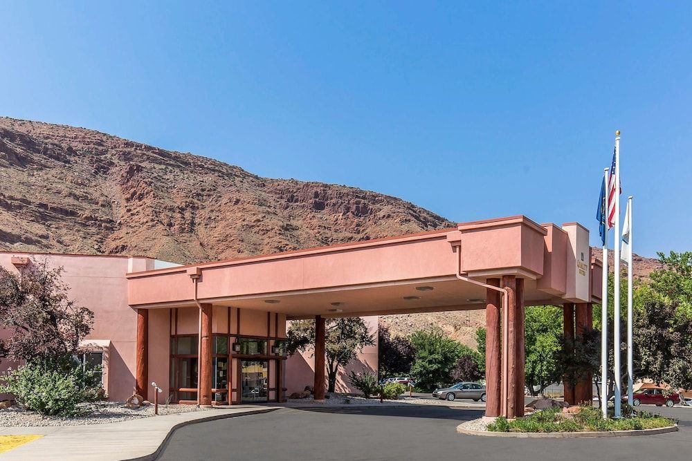 undefined Quality Suites Moab near Arches National Park 4