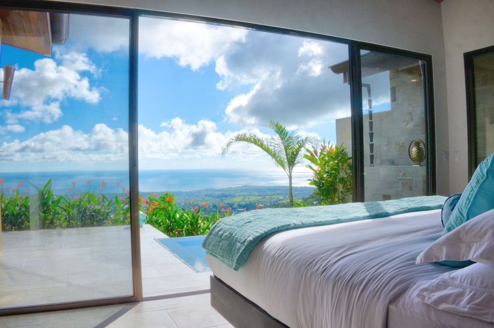 Golden Pineapple Villas