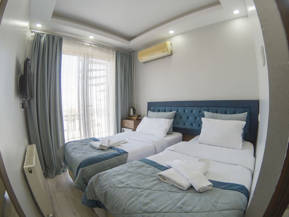 Sirkeci Esen Hotel Standard Double or Twin Room, Non Smoking 4