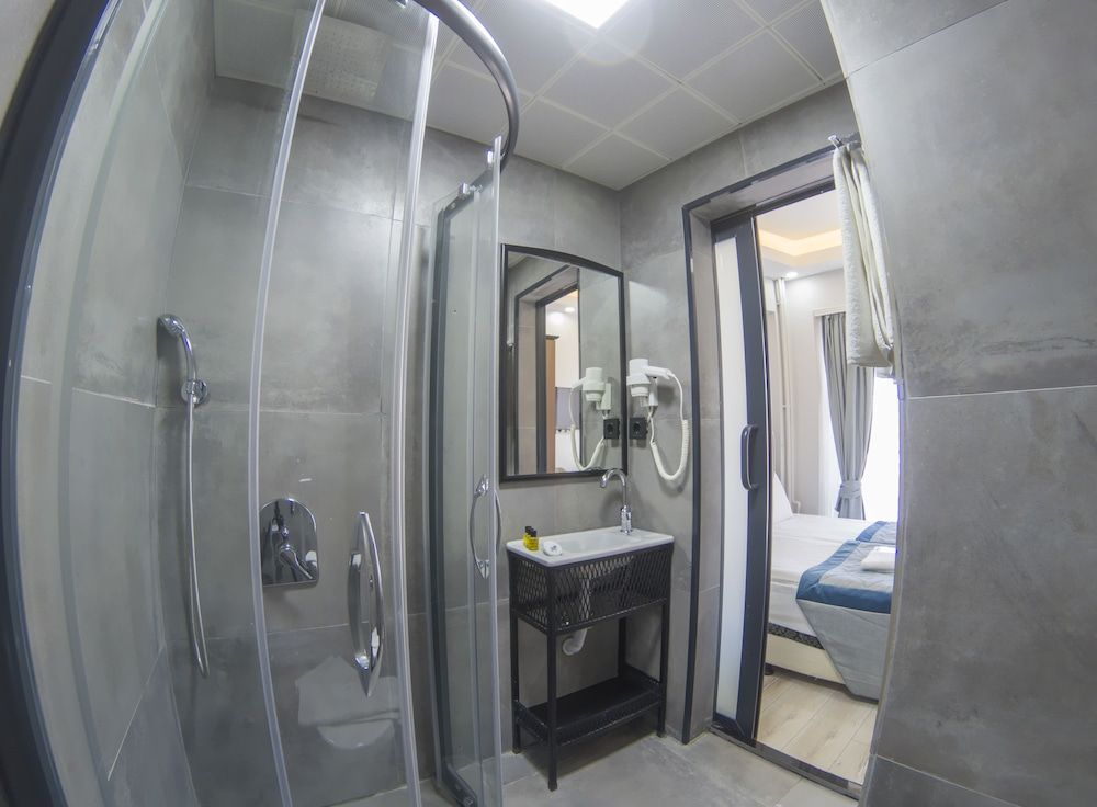 Sirkeci Esen Hotel Standard Double or Twin Room, Non Smoking 17