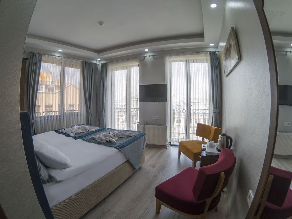 Sirkeci Esen Hotel Standard Double or Twin Room, Non Smoking 9