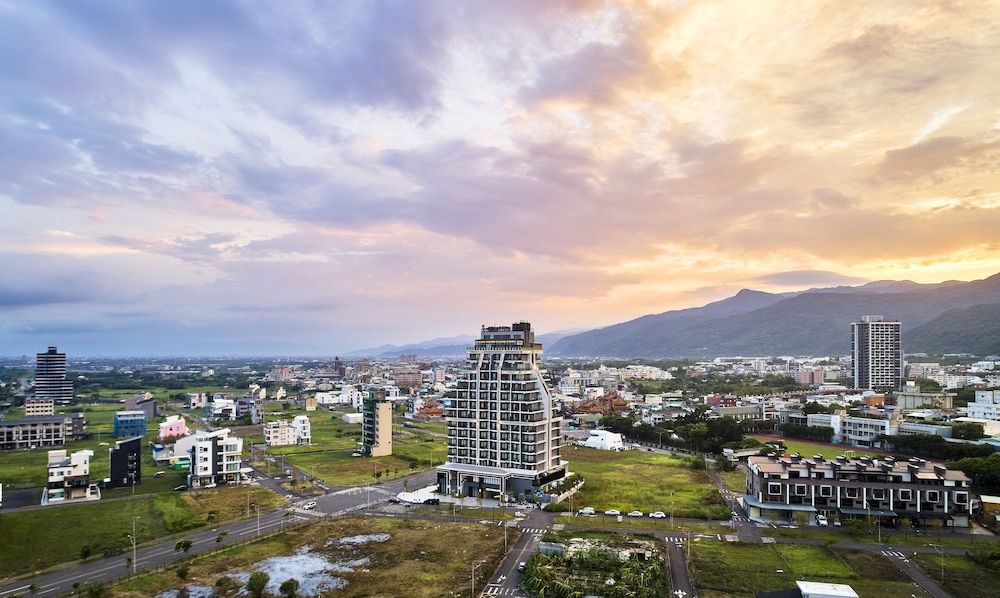 Lan Yang Seaview Hotel Kid-themed Family Room with Mountain View 3