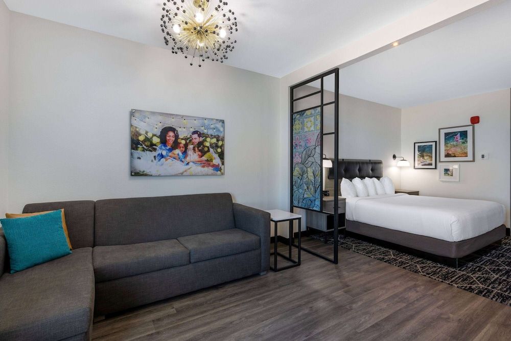 Deluxe Room, 1 King Bed, Non Smoking