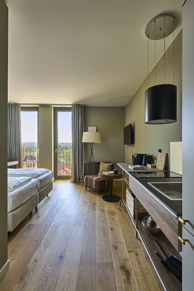 FREIgeist Homes - Serviced Apartments Studio Large 4