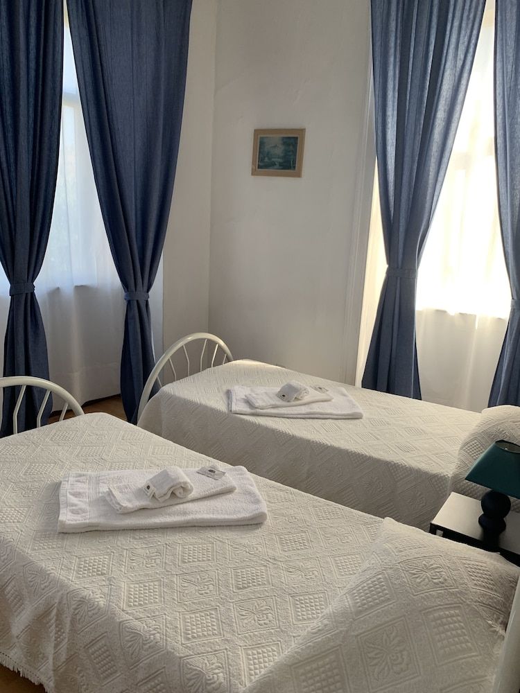 undefined Residencia White Love 2