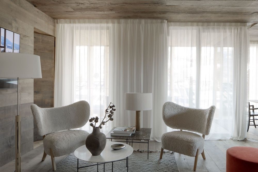 undefined HOTEL de LEN 5