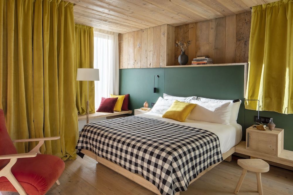 undefined HOTEL de LEN 4