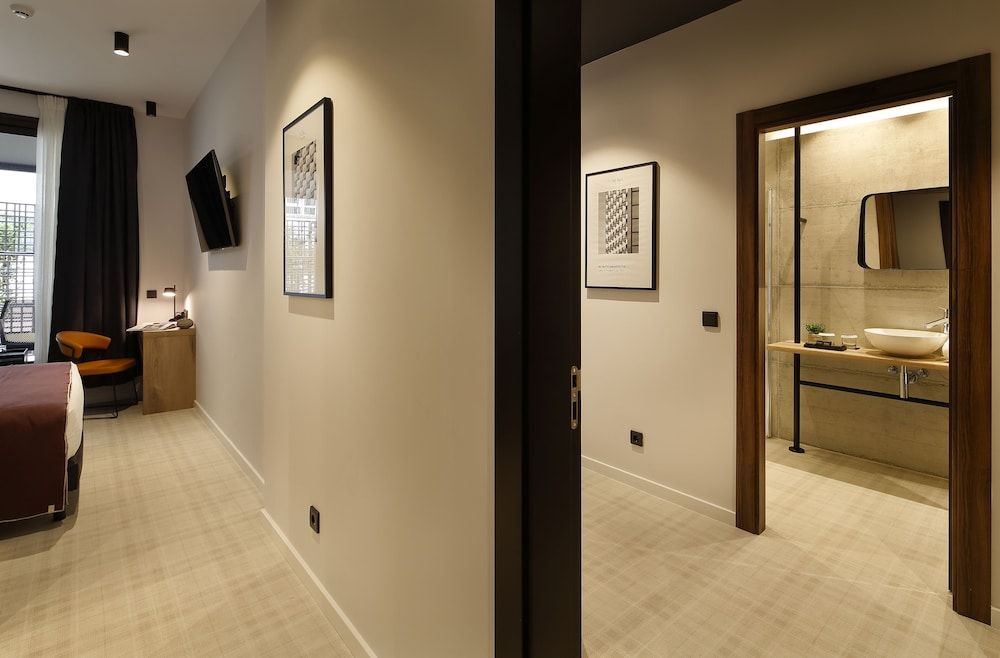 Munna Hotel Boutique Standard Quadruple Room, 2 Bedrooms 10