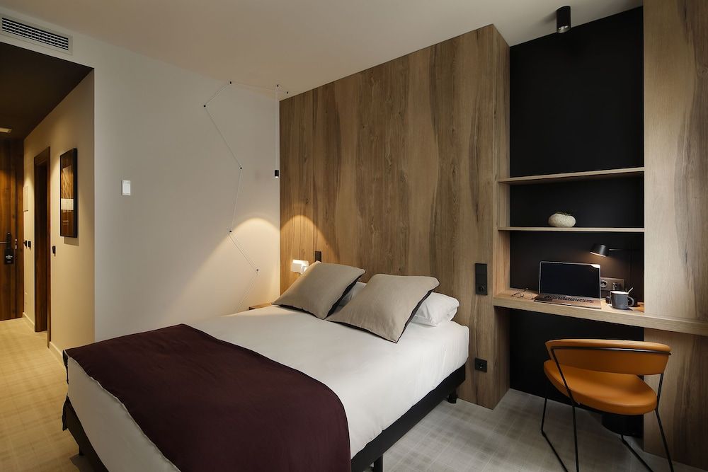 Munna Hotel Boutique Standard Quadruple Room, 2 Bedrooms 4