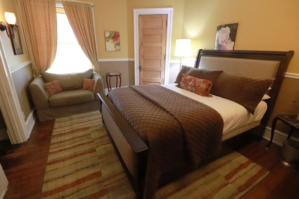 Suite, 2 Bedrooms, Non Smoking, Balcony (Gladiolus)