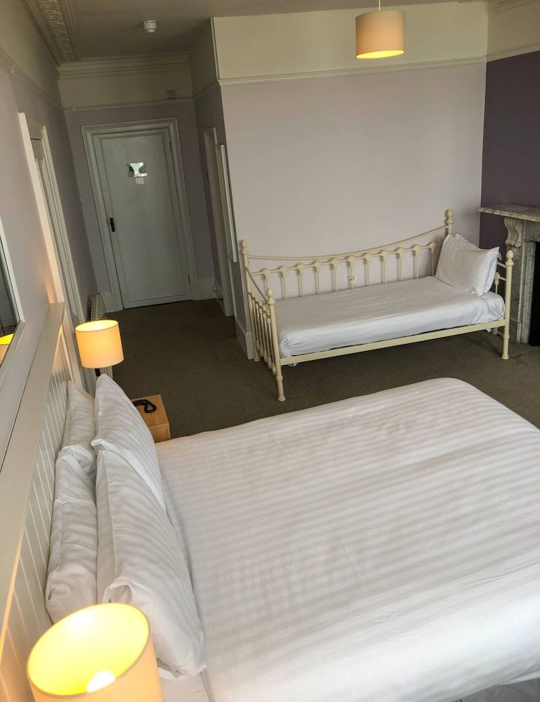 Royal Esplanade Hotel Family Room