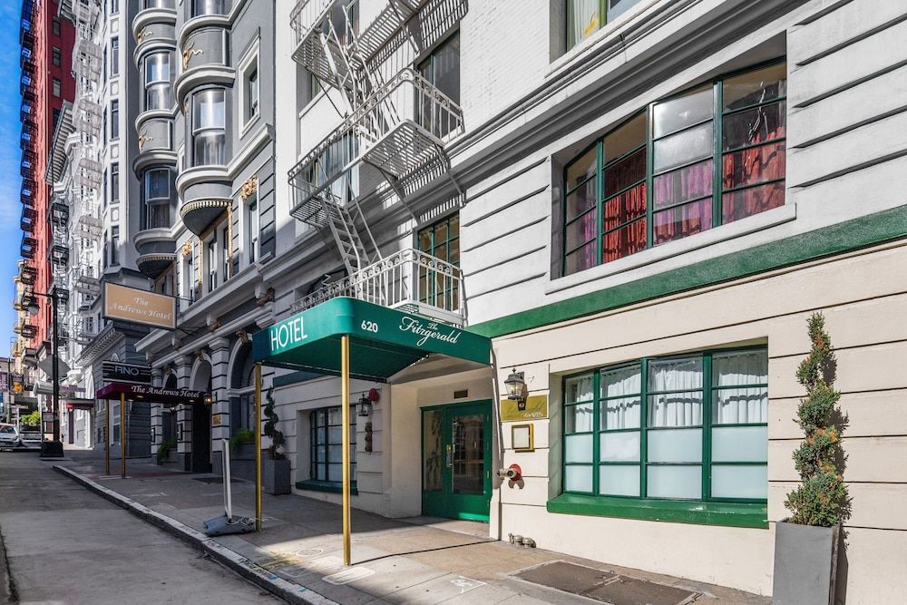 undefined Fitzgerald Hotel 6