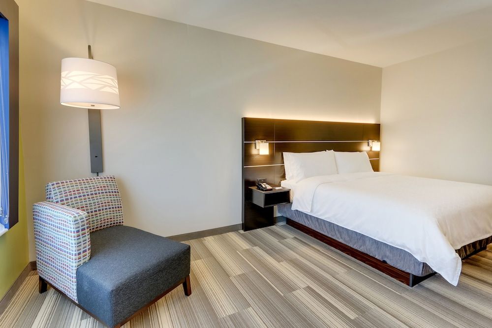 Room (Specialty)