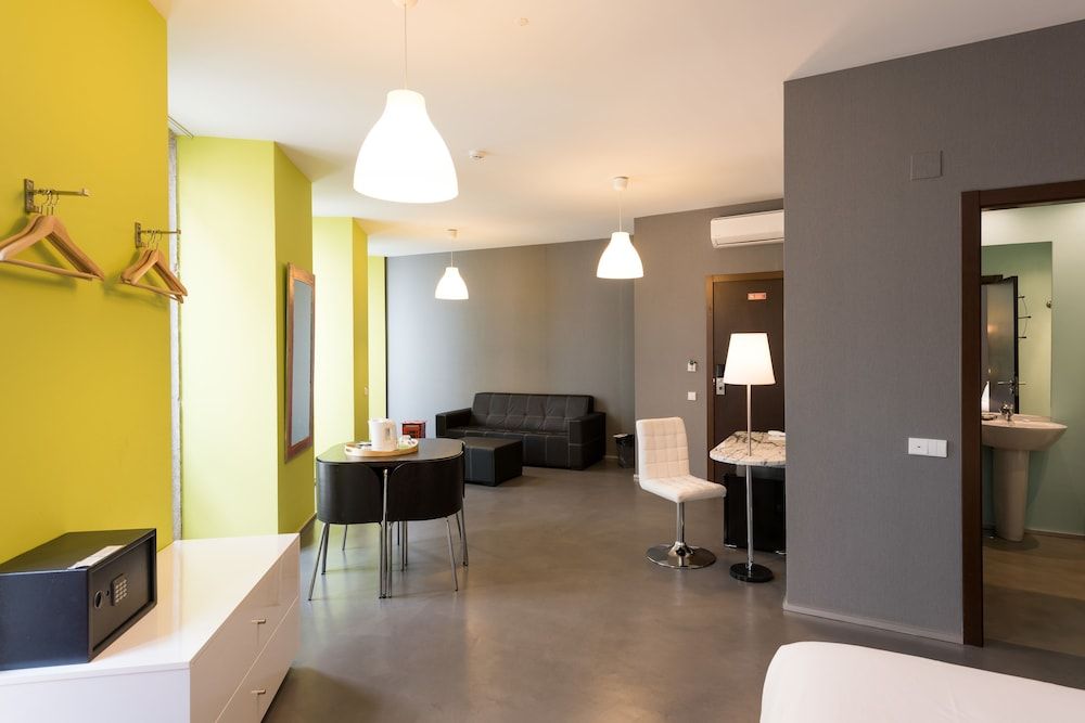 Alfama - Lisbon Lounge Suites Standard Double or Twin Room 25